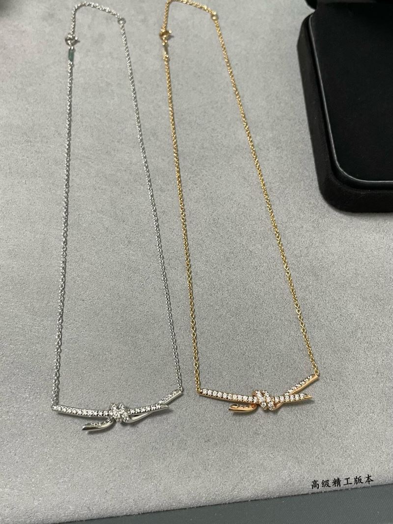 T*f*ny necklaces